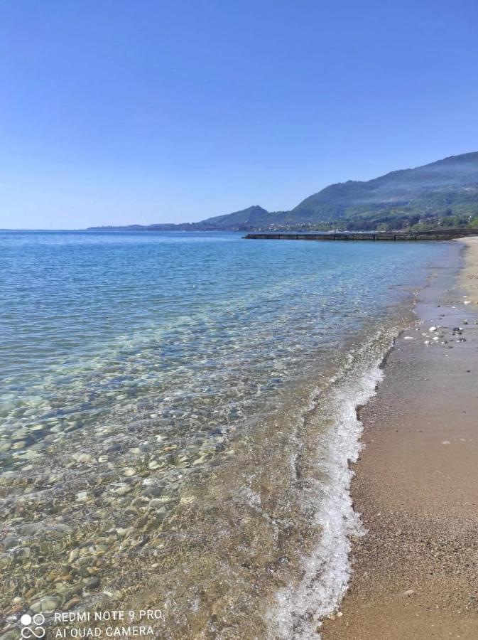 Guest House New Athos ภายนอก รูปภาพ