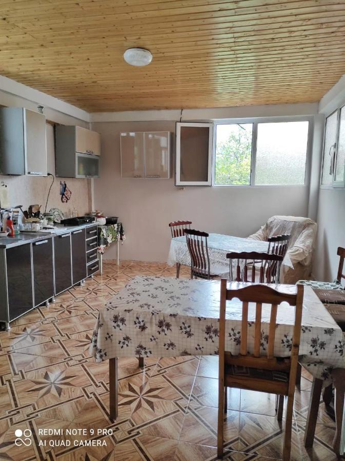 Guest House New Athos ภายนอก รูปภาพ